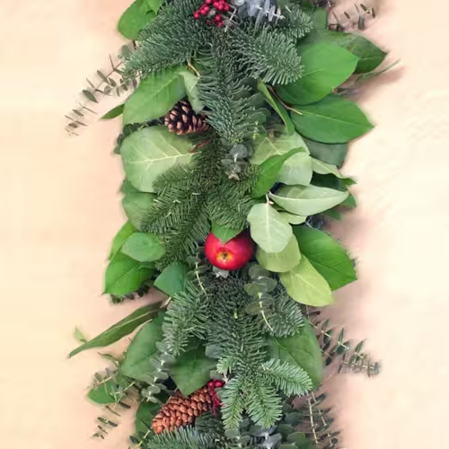 Apple berry Garland