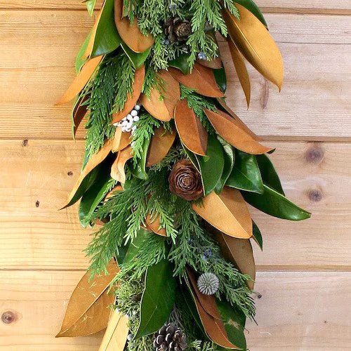 Magnolia Woodsy Garland